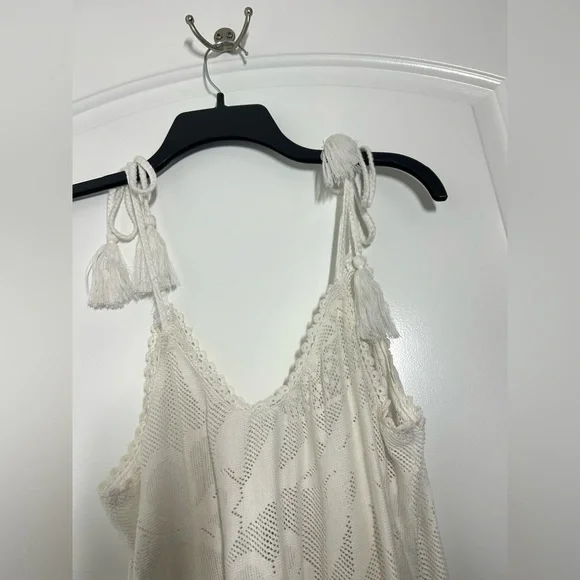 Aerie White Semi Sheer Tropical Floral Lace Beach Cover Up Dress size small NWT - Picture 10 of 16